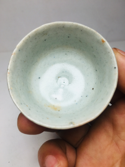 古玩陶瓷(清代)藍釉杯拍賣,當前價格0元