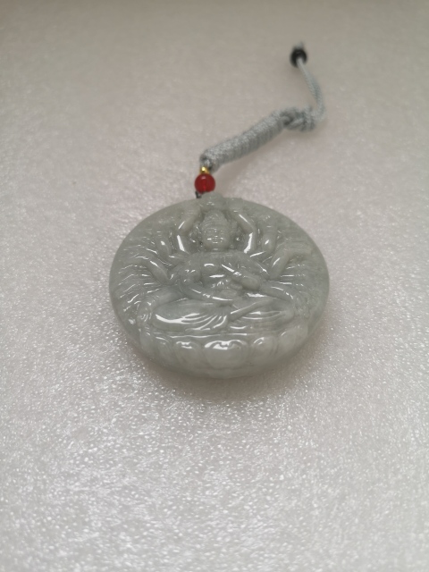 古玩玉器天然翡翠雕“千手觀音”牌拍賣，當前價格780元