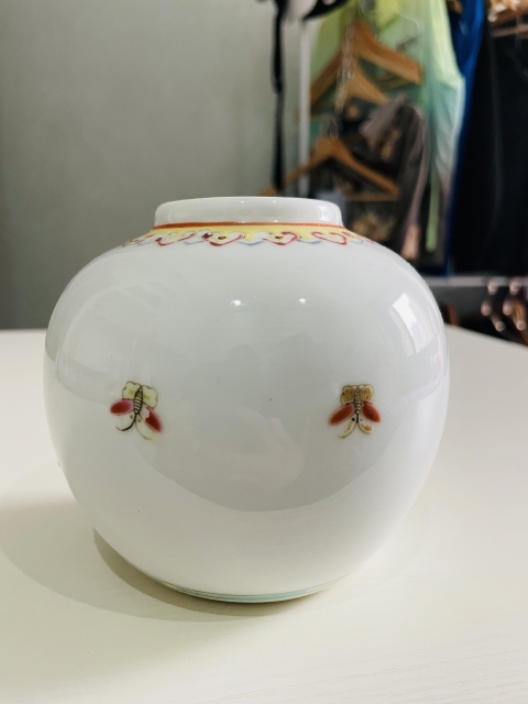 古玩陶瓷【優品】創匯·粉彩雉雞牡丹紋罐拍賣,當前價格300元