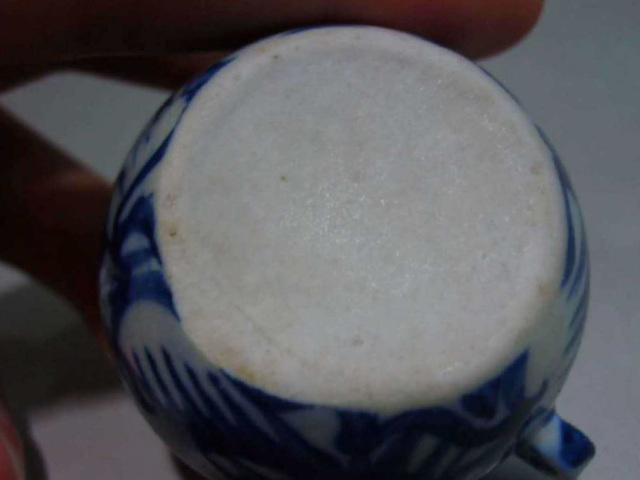 古玩陶瓷青花鳥食罐拍賣,當前價格0元