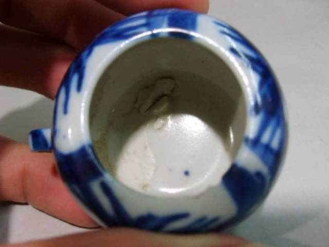 古玩陶瓷青花鳥食罐拍賣,當前價格0元