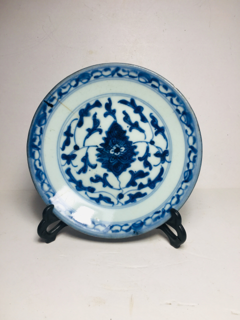 古玩陶瓷青花纏枝紋盤拍賣,當前價格199元