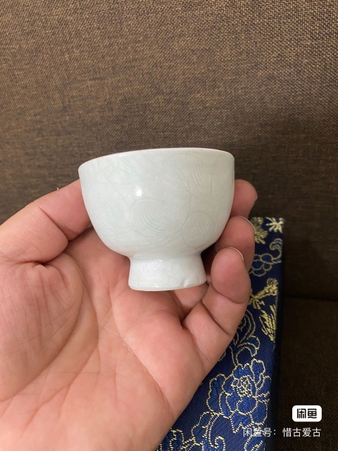 古玩陶瓷景德鎮窯青白釉刻花杯和托拍賣,當前價格26000元