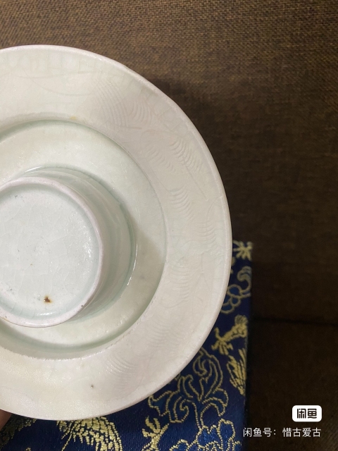 古玩陶瓷景德鎮窯青白釉刻花杯和托拍賣,當前價格26000元