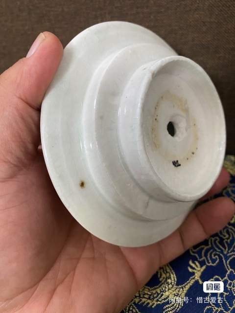 古玩陶瓷景德鎮窯青白釉刻花杯和托拍賣,當前價格26000元