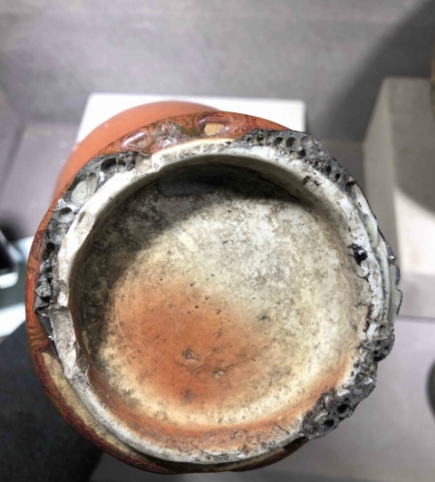 古玩陶瓷清中晚期?鐵銹紅釉瓶拍賣，當前價格4500元