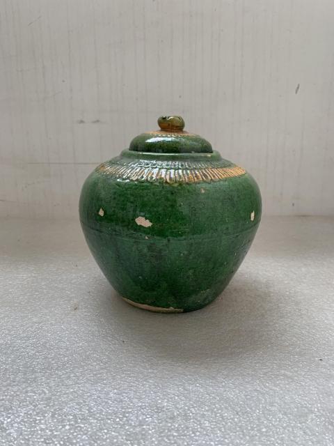 古玩陶瓷三彩蓋罐拍賣，當前價格750元