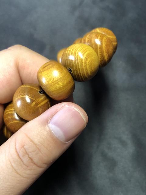 古玩玉器精品天然“黃金檀木”手串拍賣，當前價格220元