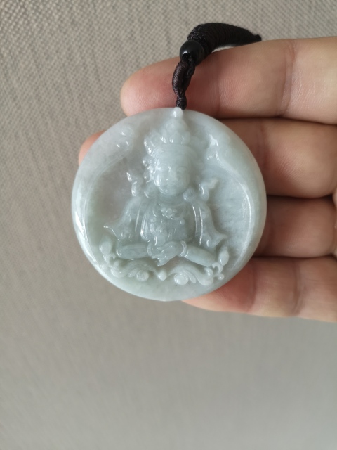 古玩玉器天然翡翠雕“度母觀音”掛牌拍賣,當前價格398元