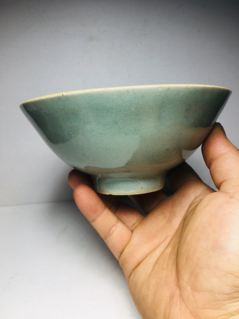 古玩陶瓷豆青釉碗拍賣,當前價格0元