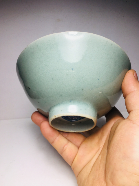 古玩陶瓷豆青釉碗拍賣,當前價格0元