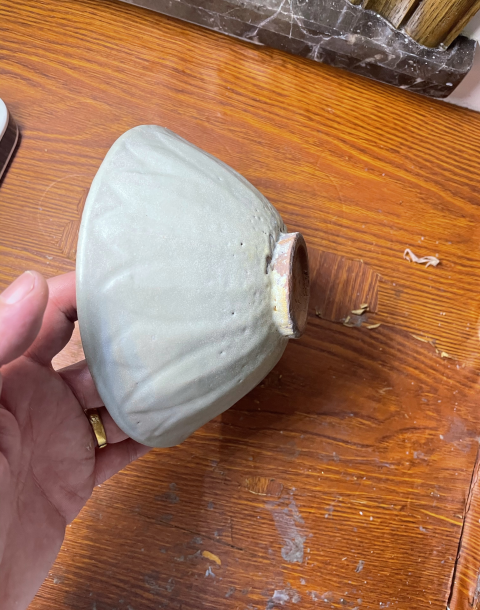 古玩陶瓷南宋龍泉窯蓮瓣碗拍賣,當(dāng)前價格888元