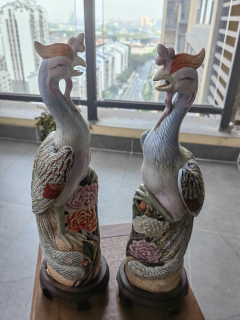 古玩陶瓷粉彩孔雀瓷塑一對拍賣，當前價格3000元