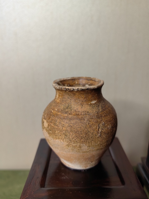 古玩陶瓷醬釉小蓋罐拍賣，當前價格159元