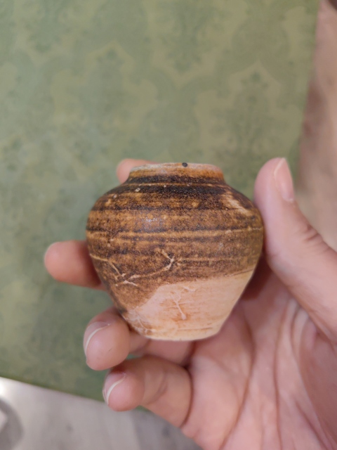 古玩陶瓷醬釉小蓋罐拍賣，當前價格159元