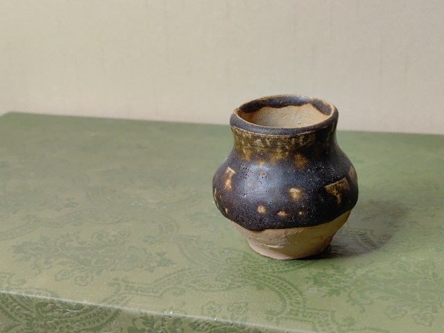 古玩陶瓷醬釉小水盂拍賣，當前價格159元
