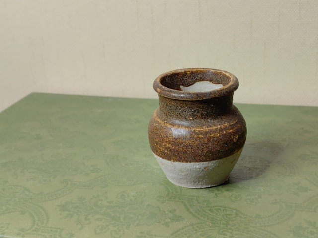 古玩陶瓷醬釉小蓋罐拍賣，當前價格159元