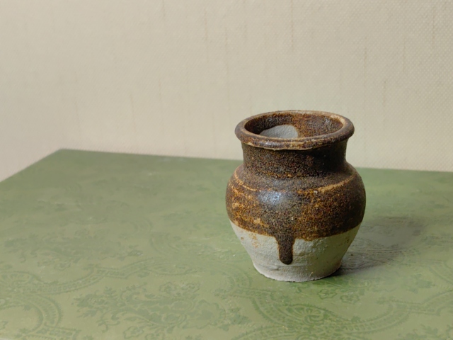 古玩陶瓷醬釉小蓋罐拍賣，當前價格159元