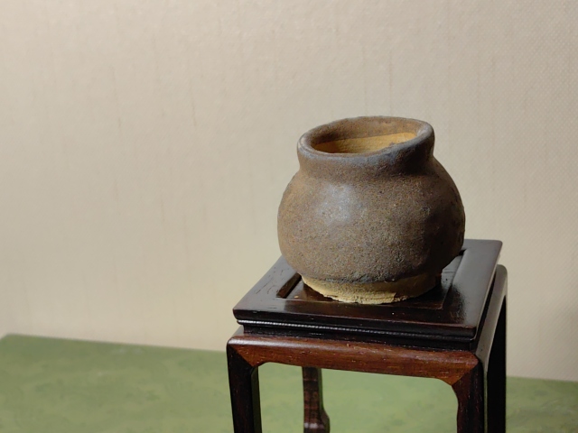 古玩陶瓷醬釉小蓋罐拍賣，當前價格159元