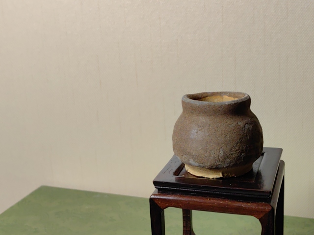 古玩陶瓷醬釉小蓋罐拍賣，當前價格159元