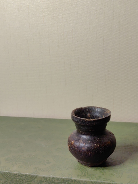 古玩陶瓷醬釉小水盂拍賣,當前價格159元