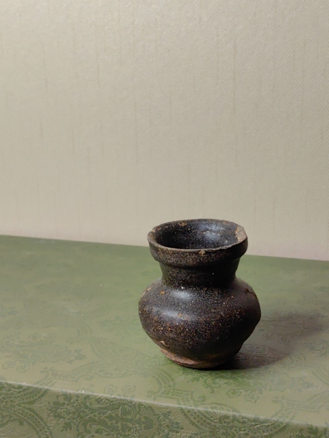 古玩陶瓷醬釉小水盂拍賣,當前價格159元