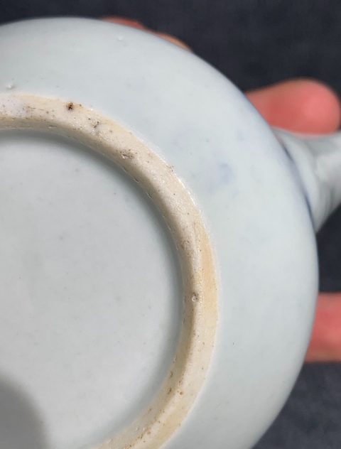 古玩陶瓷清晚期青花錦地花卉玲瓏瓷茶壺拍賣,當前價格1800元