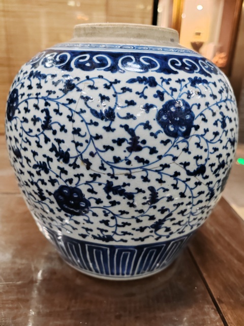 古玩陶瓷青花纏枝花紋罐拍賣，當前價格1800元