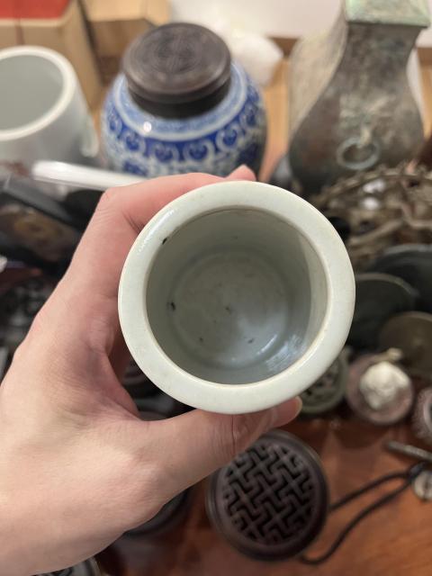 古玩陶瓷乾隆青花山水紋筆筒拍賣,當(dāng)前價(jià)格999元
