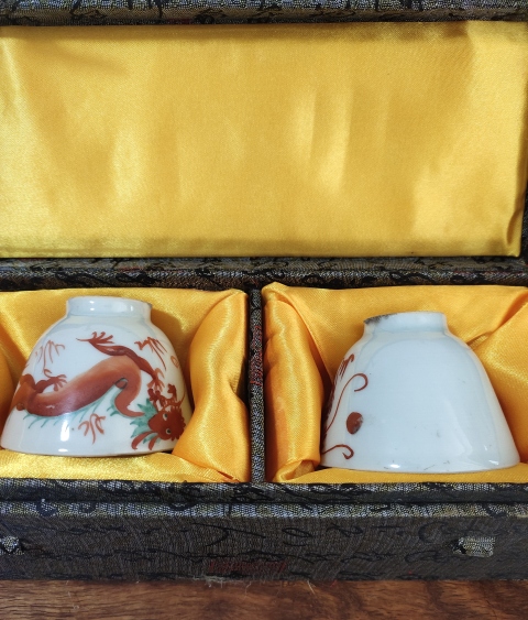 古玩陶瓷民國-紅綠彩云龍紋仰鐘杯(一個)拍賣，當前價格1369元