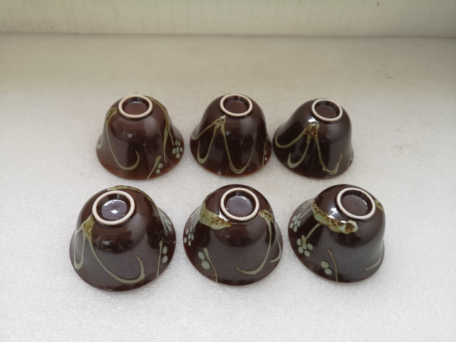 古玩陶瓷外紫金釉內青花魚藻紋杯拍賣,當前價格198元