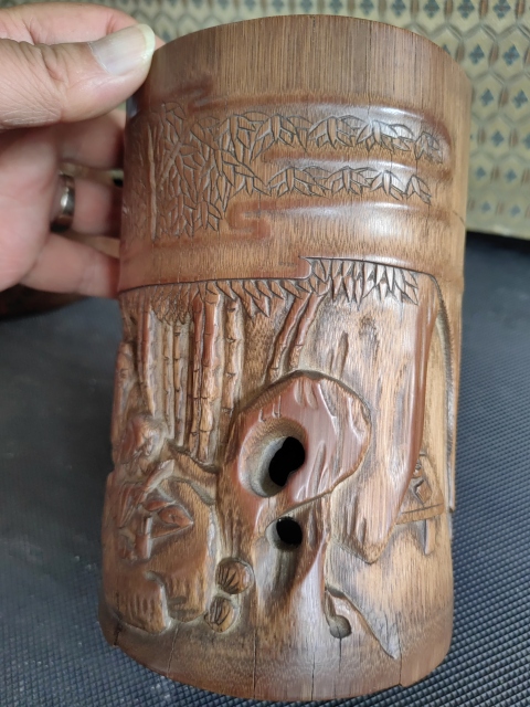 古玩雜項竹雕人物筆筒拍賣，當前價格1800元