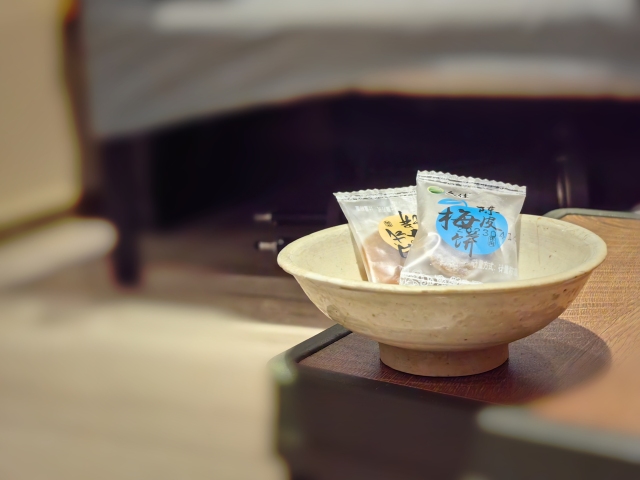 古玩陶瓷青白釉高足碗拍賣,當前價格400元