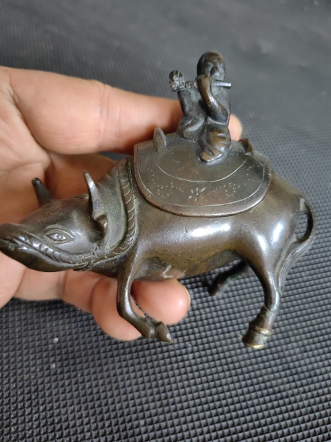 古玩雜項（特價）晚清民國精品銅童子牧牛香薰拍賣，當前價格1380元