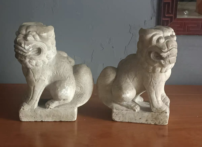 古玩雜項清.漢白玉案頭獅拍賣,當前價格18500元