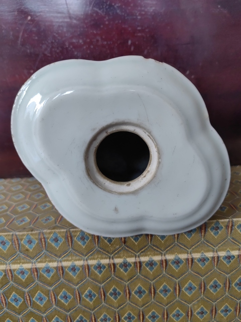 古玩陶瓷晚清民國時(shí)期粉彩山水紋茶葉罐拍賣，當(dāng)前價(jià)格1900元