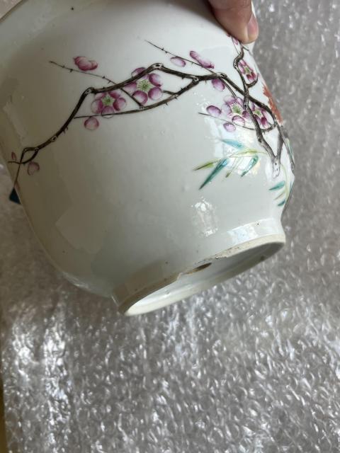 古玩陶瓷晚清民國時期粉彩花卉紋花盆拍賣，當前價格5800元