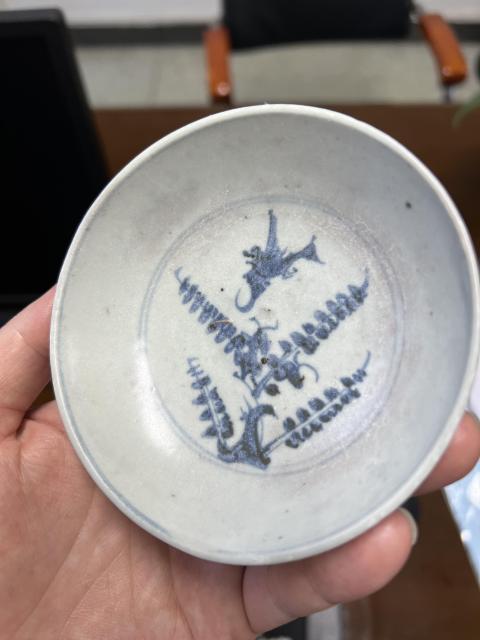 古玩陶瓷明中期喜鵲登梅蕉葉紋臥足洗拍賣，當前價格1399元