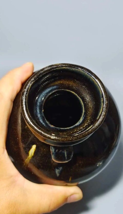 古玩陶瓷醬釉雙系罐拍賣,當前價格1998元
