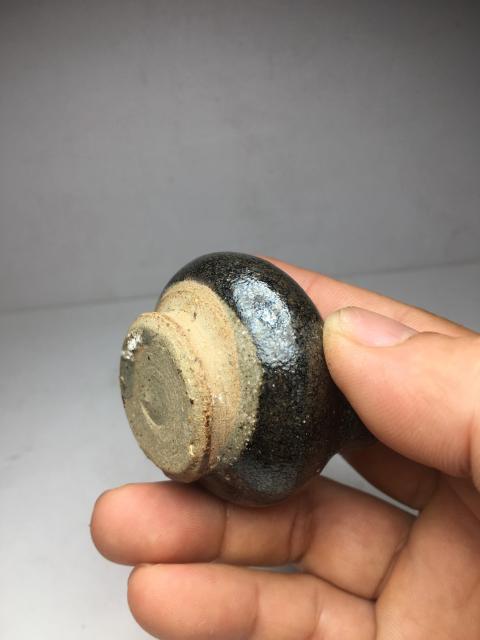 古玩陶瓷文房褐斑釉水滴拍賣,當前價格0元