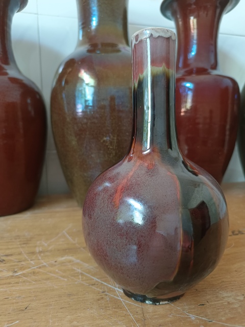 古玩陶瓷晚清民國時期三羊開泰天球瓶拍賣，當前價格6800元