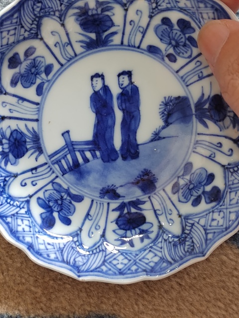 古玩陶瓷清康熙仕女花卉紋開窗青花盤拍賣,當前價格950元