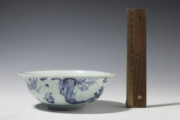 古玩陶瓷明中·青花春游圖撇口碗拍賣，當前價格2800元