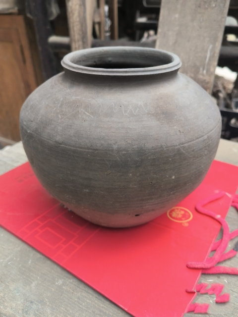 古玩陶瓷【實物保真】漢代.灰陶鉛筆工蓋罐拍賣，當前價格698元
