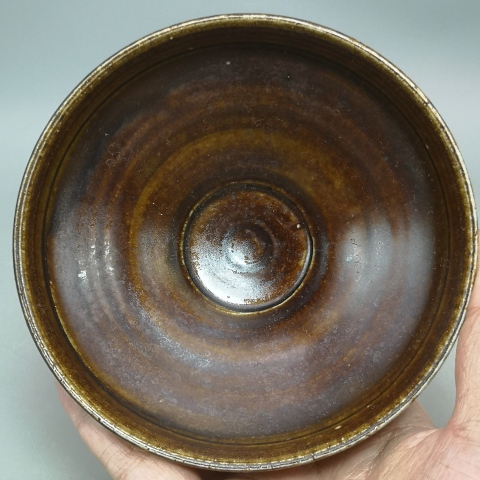 古玩陶瓷醬釉斂口小碗拍賣,當前價格1800元