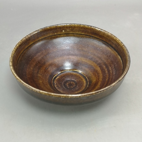 古玩陶瓷醬釉斂口小碗拍賣,當前價格1800元