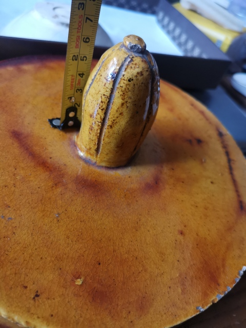 古玩陶瓷明代，黃釉巨型蓋拍賣，當前價格888元