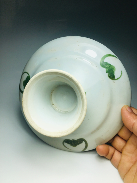 古玩陶瓷收藏級青花紅綠彩葡萄紋高足盤拍賣,當前價格0元