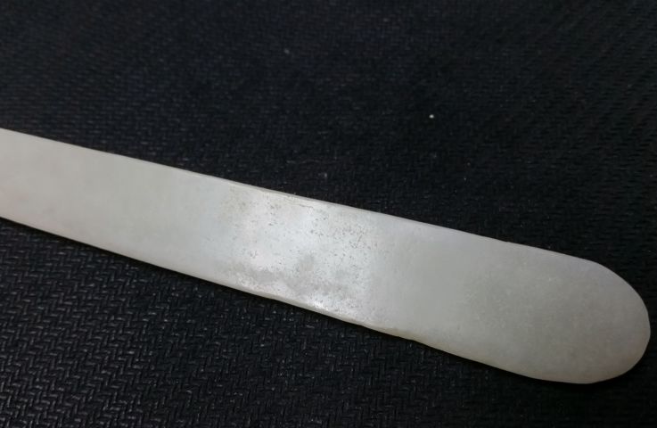 古玩玉器和田玉雕“喜上眉梢”發簪拍賣,當前價格958元