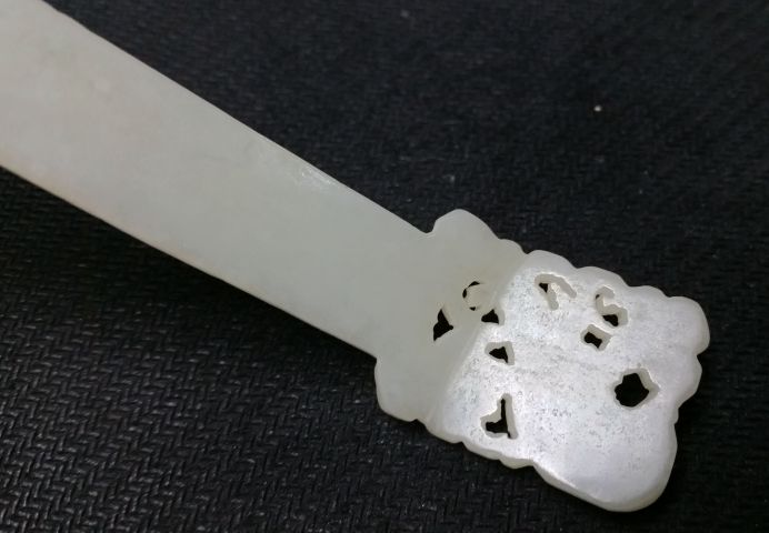 古玩玉器和田玉雕“喜上眉梢”發簪拍賣,當前價格958元